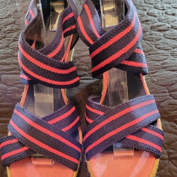 H&M WEDGE STYLE OPEN TOE ANKLE STRAP SANDAL - Picture 6 of 15